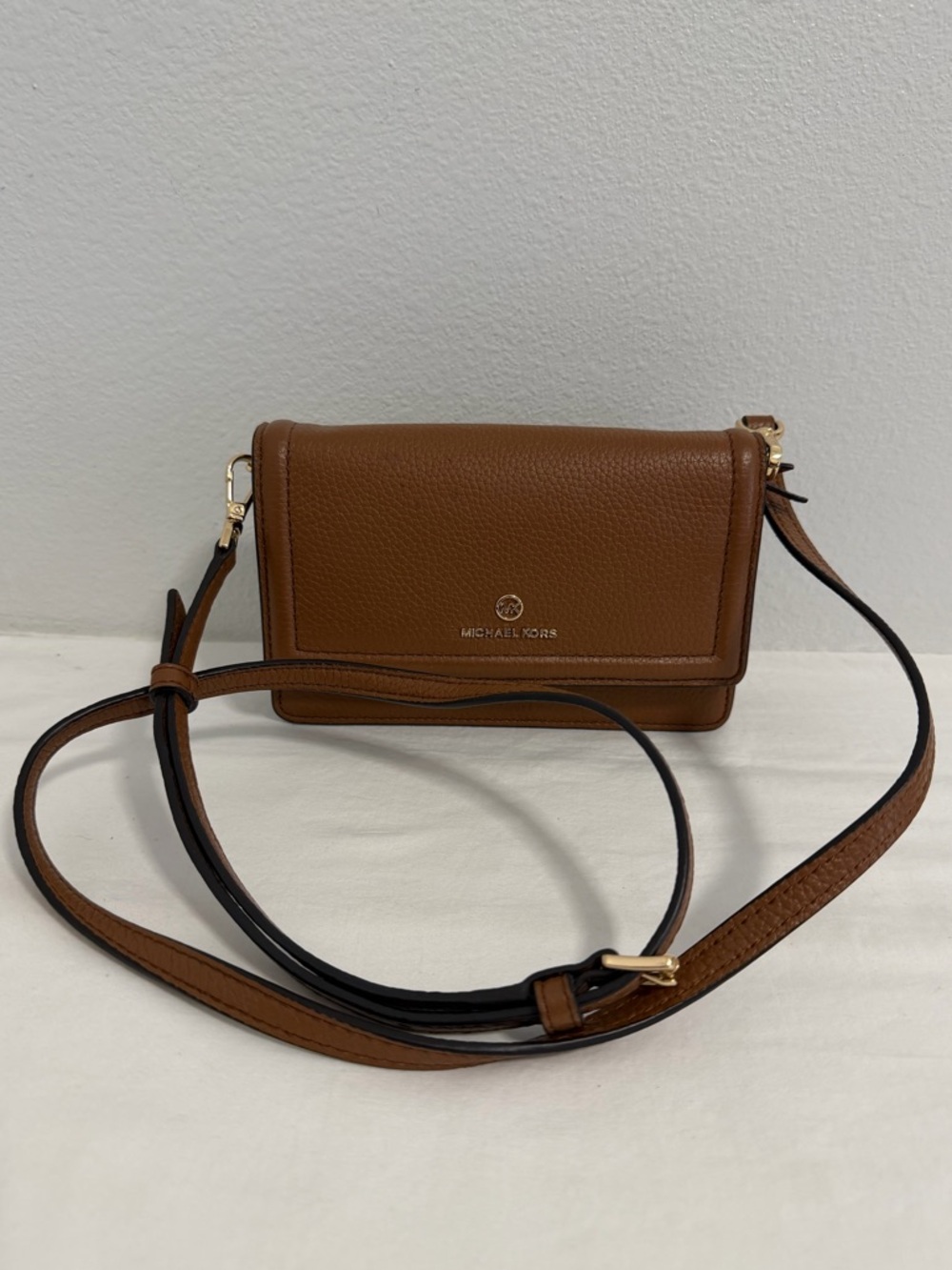Michael Kors Jet Set Charo Small  phone crossbody brown leather